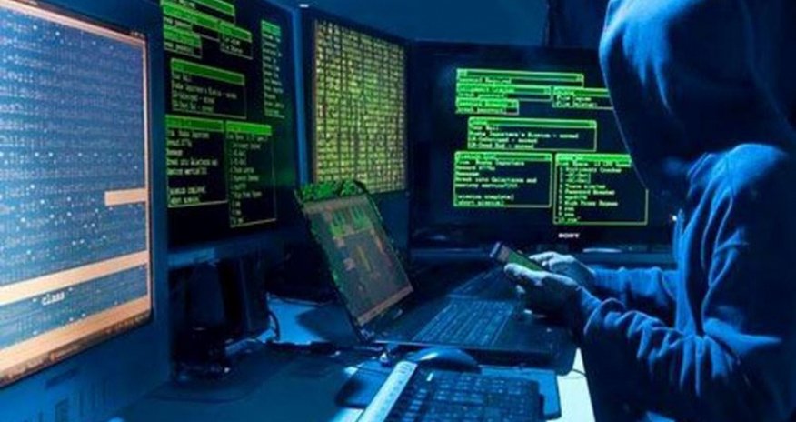 Bank olmayan kredit təşkilatlarının adından fişinq edən haker şəbəkəsi ifşa olunub Bank olmayan kredit təşkilatlarının adından fişinq edən haker şəbəkəsi ifşa olunub