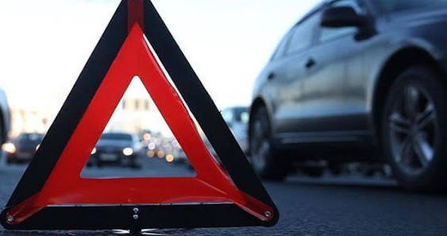 Neftçalada avtomobil qadını vuraraq öldürüb Neftçalada avtomobil qadını vuraraq öldürüb