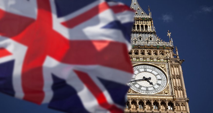 Britaniyada yanacaq satışı məhdudlaşdırılıb Britaniyada yanacaq satışı məhdudlaşdırılıb