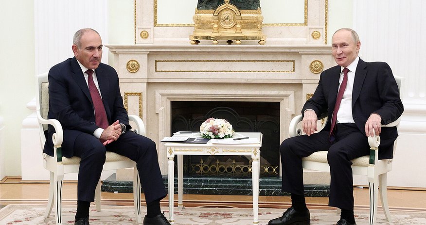 Putin və Paşinyan arasında danışıqlar başlayıb Putin və Paşinyan arasında danışıqlar başlayıb