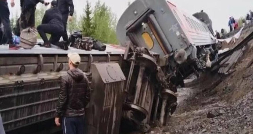 Seven carriages of Chelyabinsk–Moscow passenger train derail in Ulyanovsk region Seven carriages of Chelyabinsk–Moscow passenger train derail in Ulyanovsk region