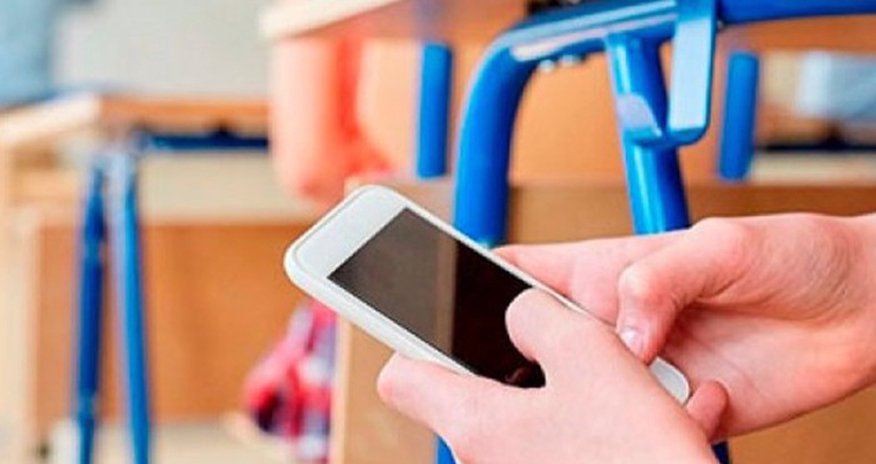 3 nəfər imtahandan xaric edildi- Telefon aşkarlanıb 3 nəfər imtahandan xaric edildi- Telefon aşkarlanıb