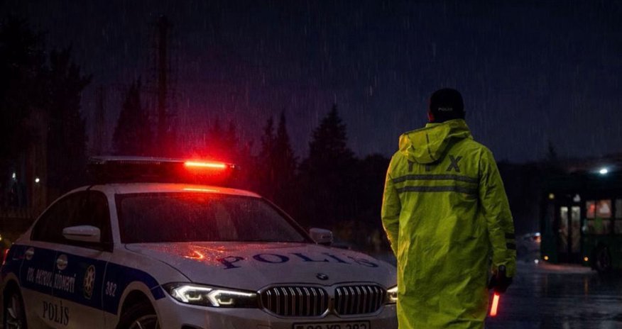 Дорожная полиция обратилась к водителям из-за дождливой погоды в Азербайджане Дорожная полиция обратилась к водителям из-за дождливой погоды в Азербайджане