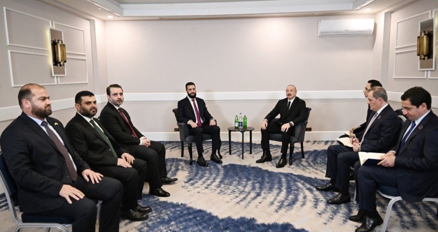 İlham Əliyevin Antalyada Suriyanın keçid dövrü Prezidenti ilə görüşü olub İlham Əliyevin Antalyada Suriyanın keçid dövrü Prezidenti ilə görüşü olub