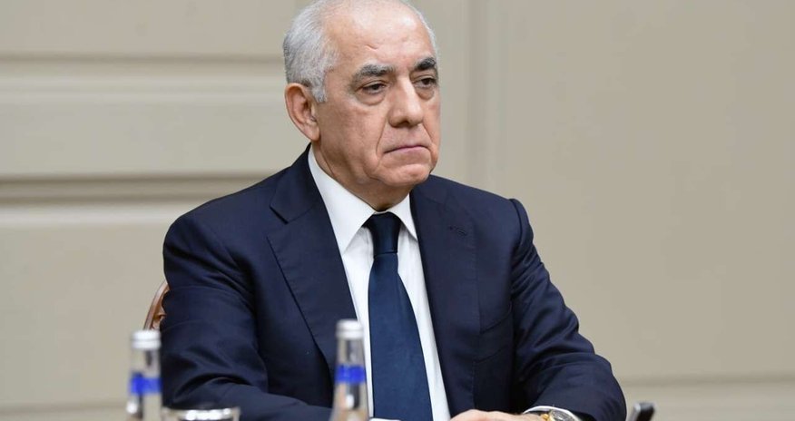Baş nazir qərar imzalayıb Baş nazir qərar imzalayıb