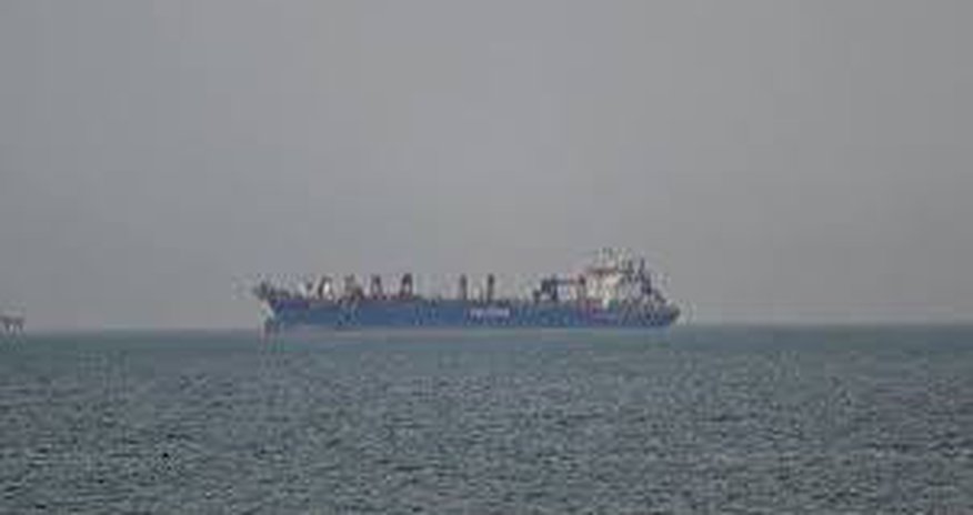 Иран вводит новую систему прохода судов через Ормузский пролив Иран вводит новую систему прохода судов через Ормузский пролив
