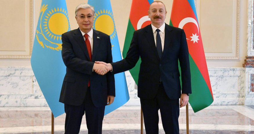 İlham Əliyev Kasım-Jomart Tokayevə zəng edib İlham Əliyev Kasım-Jomart Tokayevə zəng edib