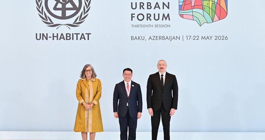 Əliyev Ümumdünya Şəhərsalma Forumunun 13-cü sessiyasının açılış mərasimində iştirak edir Əliyev Ümumdünya Şəhərsalma Forumunun 13-cü sessiyasının açılış mərasimində iştirak edir
