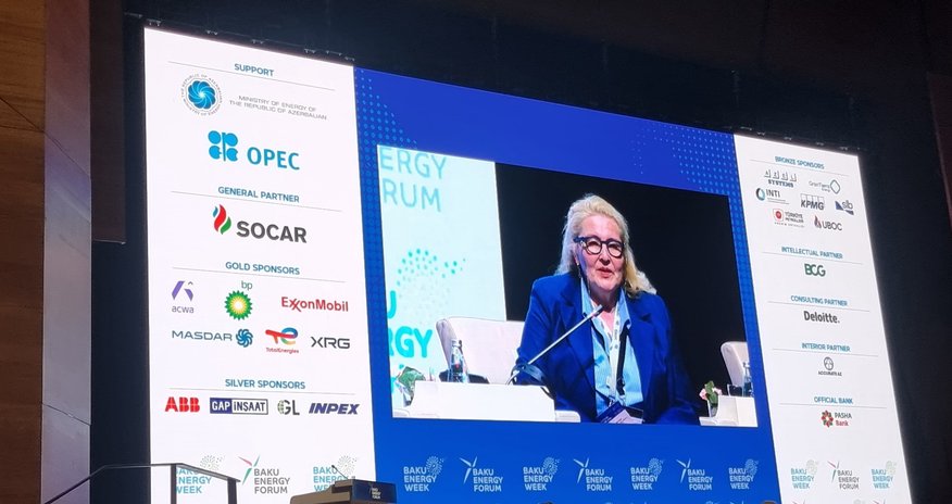 Gürcüstan Qara dəniz yaşıl enerji layihəsinin növbəti mərhələsinə bu il başlamağı gözləyir Gürcüstan Qara dəniz yaşıl enerji layihəsinin növbəti mərhələsinə bu il başlamağı gözləyir