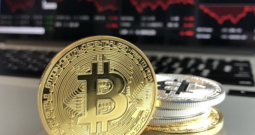 Цена биткоина опустилась ниже 65 тысяч долларов Цена биткоина опустилась ниже 65 тысяч долларов