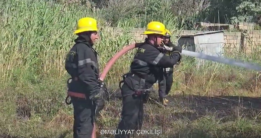 Badamdarda 100 kvadratmetr ərazi yanıb Badamdarda 100 kvadratmetr ərazi yanıb