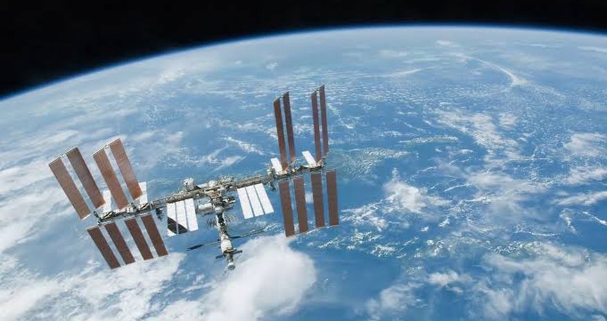 NASA сообщило об утечке воздуха на МКС: экипаж готовят к эвакуации NASA сообщило об утечке воздуха на МКС: экипаж готовят к эвакуации