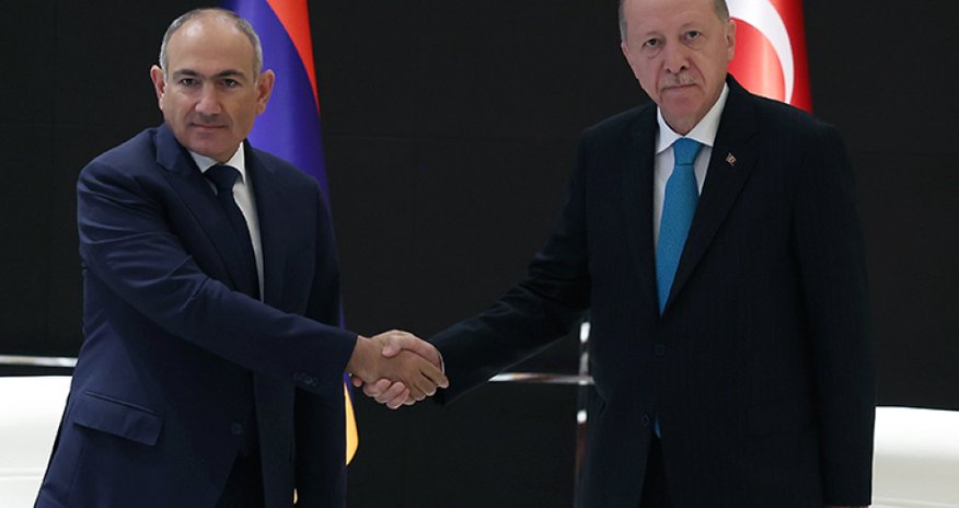 Ərdoğan Paşinyanı parlament seçkilərindəki qələbəsi münasibətilə təbrik edib Ərdoğan Paşinyanı parlament seçkilərindəki qələbəsi münasibətilə təbrik edib