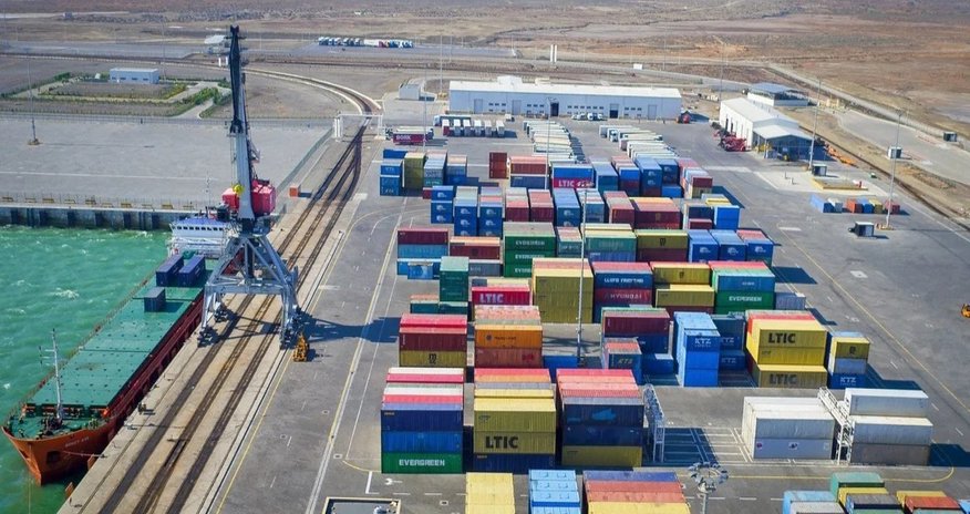 Bakı Limanında quru yük aşırılması 77% artıb Bakı Limanında quru yük aşırılması 77% artıb