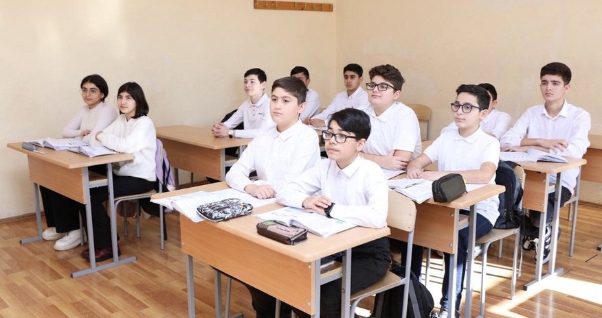 Azerbaijan restricts mobile phone use in schools Azerbaijan restricts mobile phone use in schools