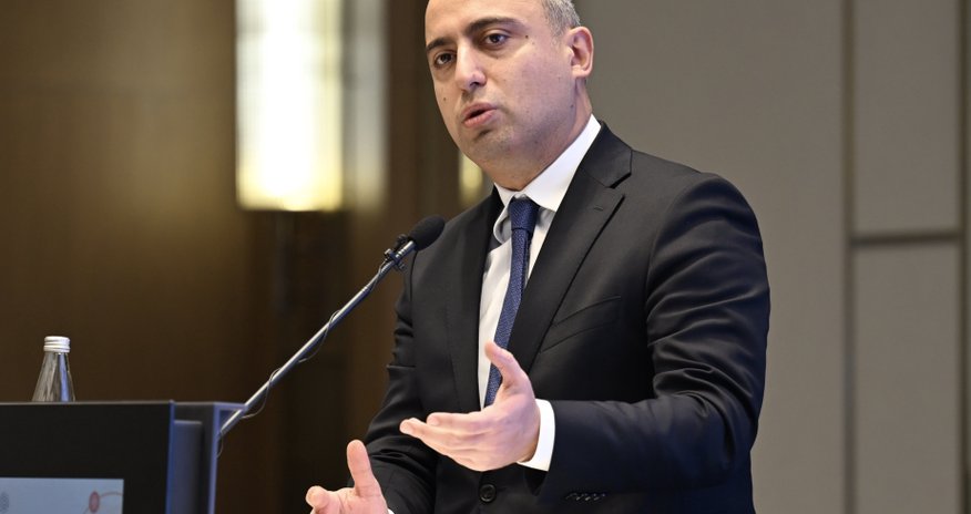 Tamştatlı müəllimlər sertifikasiyaya cəlb edilməyəcək Tamştatlı müəllimlər sertifikasiyaya cəlb edilməyəcək