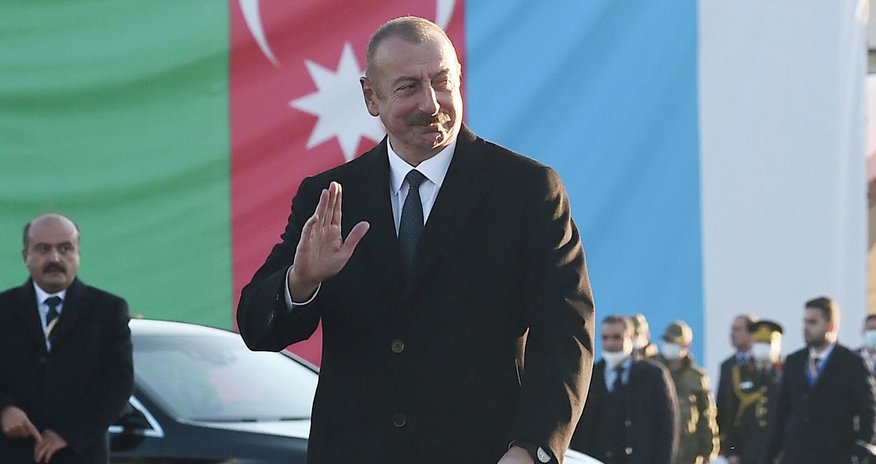 MEDİA: İlham Əliyevə etimad səviyyəsi 87,7%, fəaliyyətinə dəstək 93,6% olub MEDİA: İlham Əliyevə etimad səviyyəsi 87,7%, fəaliyyətinə dəstək 93,6% olub