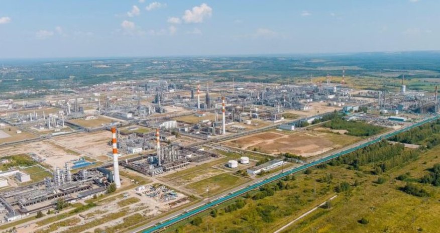Остановил работу крупнейший НПЗ «Лукойла» Остановил работу крупнейший НПЗ «Лукойла»