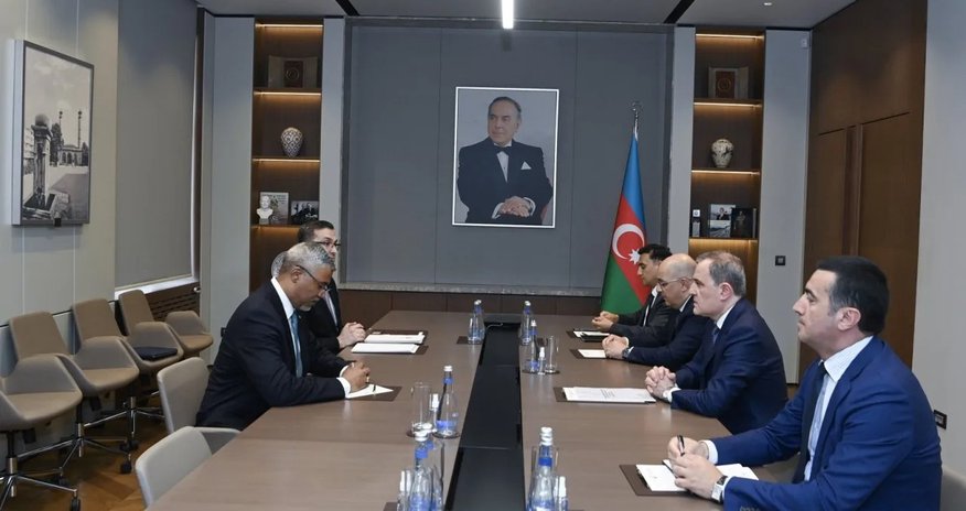 Ceyhun Bayramov ÜGT-nin baş katibi ilə görüşüb Ceyhun Bayramov ÜGT-nin baş katibi ilə görüşüb