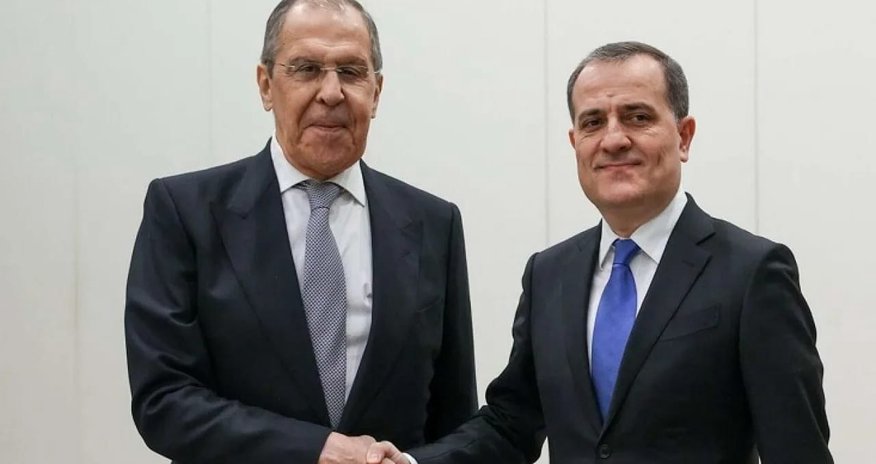 Лавров встретился с Байрамовым в Москве Лавров встретился с Байрамовым в Москве