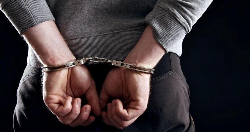 В Баку задержан мужчина по подозрению в шантаже и вымогательстве В Баку задержан мужчина по подозрению в шантаже и вымогательстве