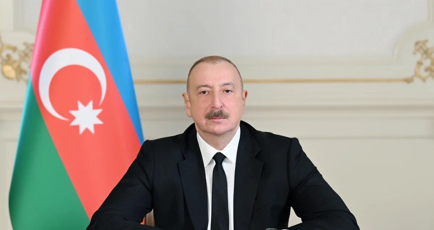 İlham Əliyev Böyük Britaniyanın yeni Baş nazirini təbrik edib İlham Əliyev Böyük Britaniyanın yeni Baş nazirini təbrik edib