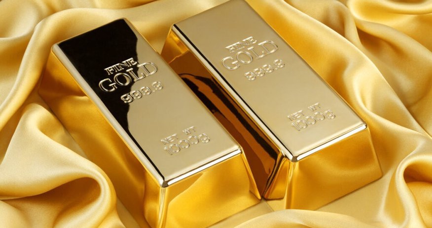 Gold slips as stronger dollar offsets safe-haven demand Gold slips as stronger dollar offsets safe-haven demand
