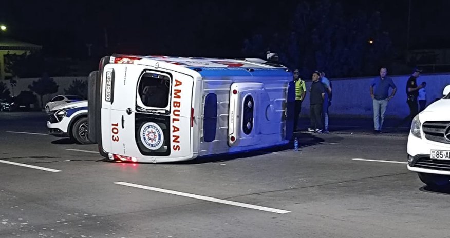 Четыре человека пострадали в ДТП с участием машины скорой помощи в Нахчыване Четыре человека пострадали в ДТП с участием машины скорой помощи в Нахчыване