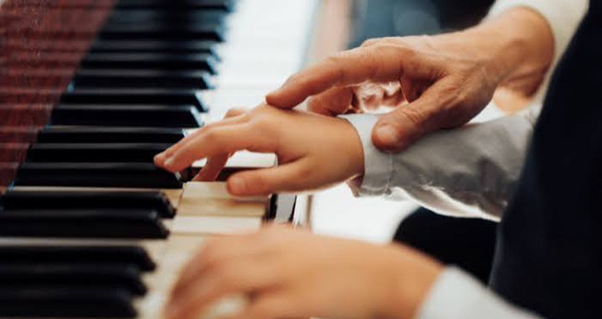 Yeni tədris ili üzrə qəbul müsabiqəsinin ixtisas və məktəb seçimi nəticələri elan olunub Yeni tədris ili üzrə qəbul müsabiqəsinin ixtisas və məktəb seçimi nəticələri elan olunub