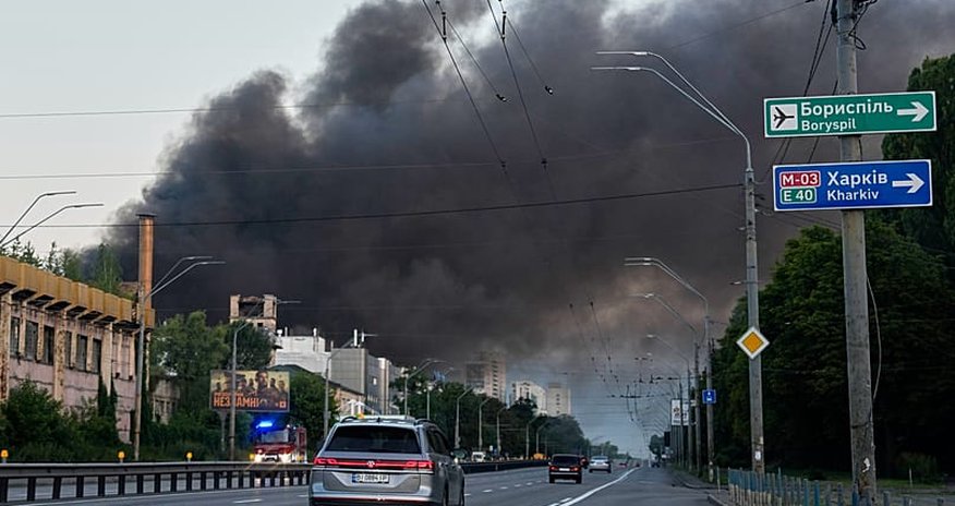 Россия продолжает атаки на Украину Россия продолжает атаки на Украину