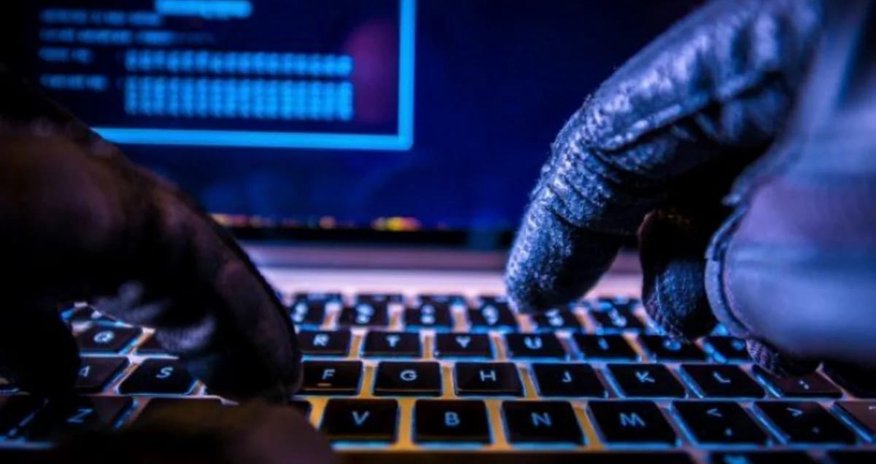 В Баку задержаны подозреваемые во взломе иностранных информационных сетей В Баку задержаны подозреваемые во взломе иностранных информационных сетей