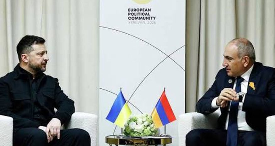 Пашинян переговорил с Зеленским Пашинян переговорил с Зеленским