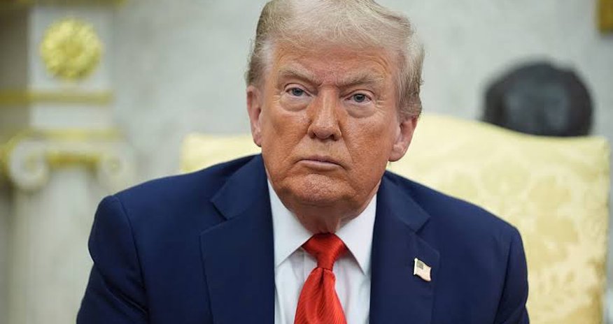 Трамп просит Верховный суд Трамп просит Верховный суд