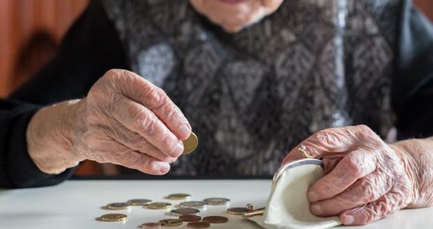 Azərbaycanda pensiya ödənişlərinə ayrılan vəsait 10% artıb Azərbaycanda pensiya ödənişlərinə ayrılan vəsait 10% artıb