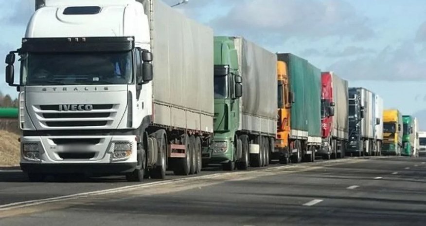 AYNA: "Qırmızı Körpü" gömrük postunda 1 000-dən çox avtomobil gözləyir AYNA: "Qırmızı Körpü" gömrük postunda 1 000-dən çox avtomobil gözləyir