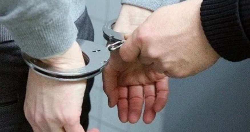 В Баку задержан подозреваемый в краже 1,500 манатов из торгового центра В Баку задержан подозреваемый в краже 1,500 манатов из торгового центра