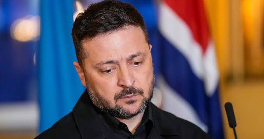 НАБУ и САП проводят обыски в Офисе президента Украины НАБУ и САП проводят обыски в Офисе президента Украины