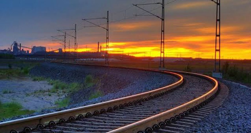 Azərbaycanda turistlər üçün gündəlik və aylıq dəmir yolu biletləri tətbiq ediləcək Azərbaycanda turistlər üçün gündəlik və aylıq dəmir yolu biletləri tətbiq ediləcək