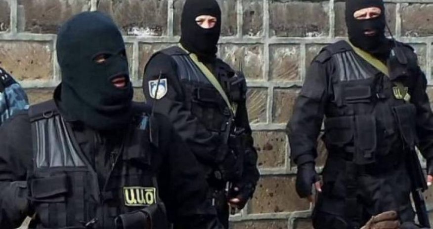 В Армении ожидаются аресты генералов бывшего сепаратистского режима В Армении ожидаются аресты генералов бывшего сепаратистского режима
