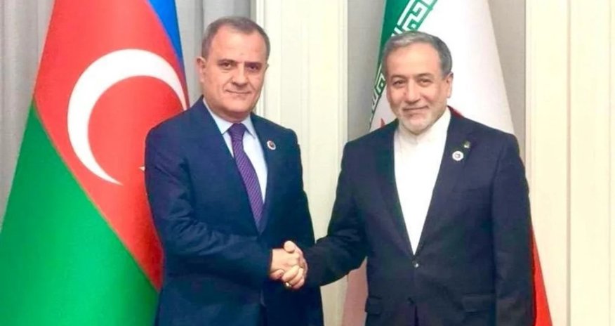 Ceyhun Bayramov Abbas Əraqçi ilə regional məsələləri müzakirə edib Ceyhun Bayramov Abbas Əraqçi ilə regional məsələləri müzakirə edib