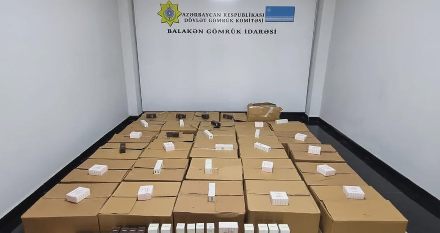 На пограничном пункте Азербайджана в двух фурах выявлены незадекларированные товары на 232 тыс. манатов На пограничном пункте Азербайджана в двух фурах выявлены незадекларированные товары на 232 тыс. манатов