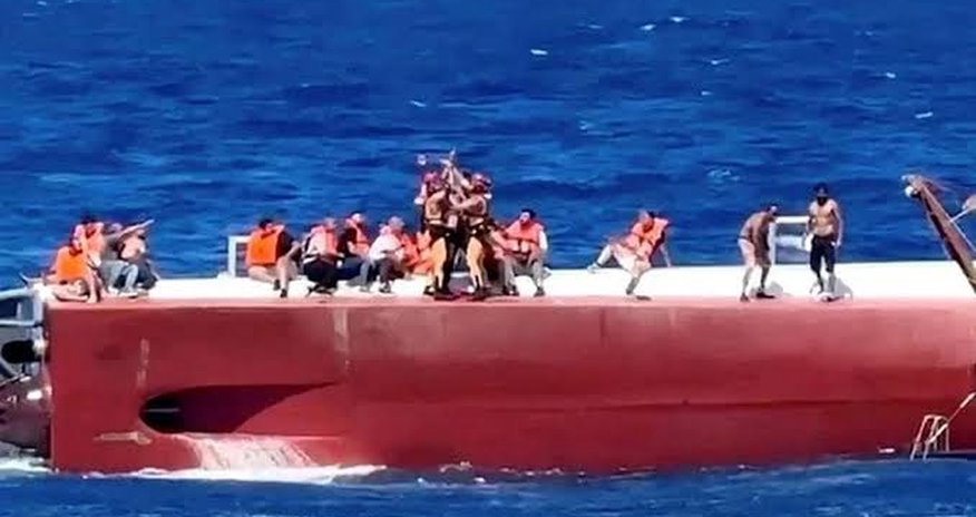 Число жертв крушения парома у побережья Северного Кипра возросло Число жертв крушения парома у побережья Северного Кипра возросло