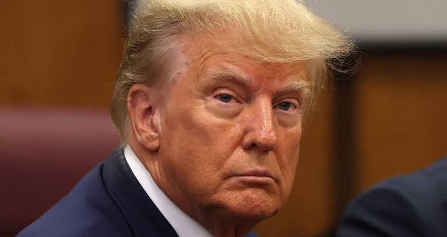 FT: Рейтинг Трампа упал до рекордно низкого уровня FT: Рейтинг Трампа упал до рекордно низкого уровня
