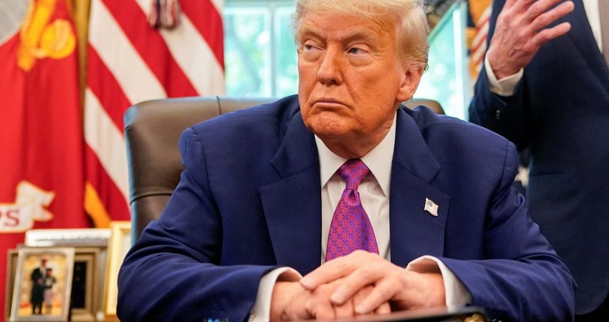Трамп не приедет на похороны короля Трамп не приедет на похороны короля