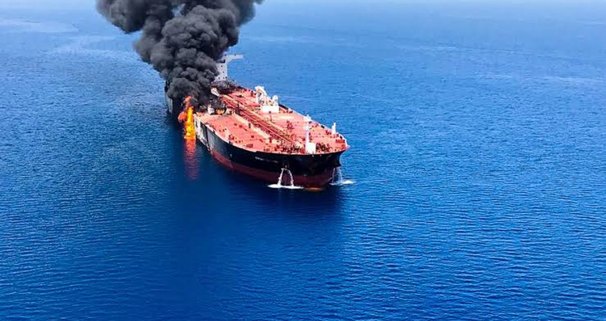 ABŞ qüvvələri Xarq adası yaxınlığında İran tankerini vurub ABŞ qüvvələri Xarq adası yaxınlığında İran tankerini vurub