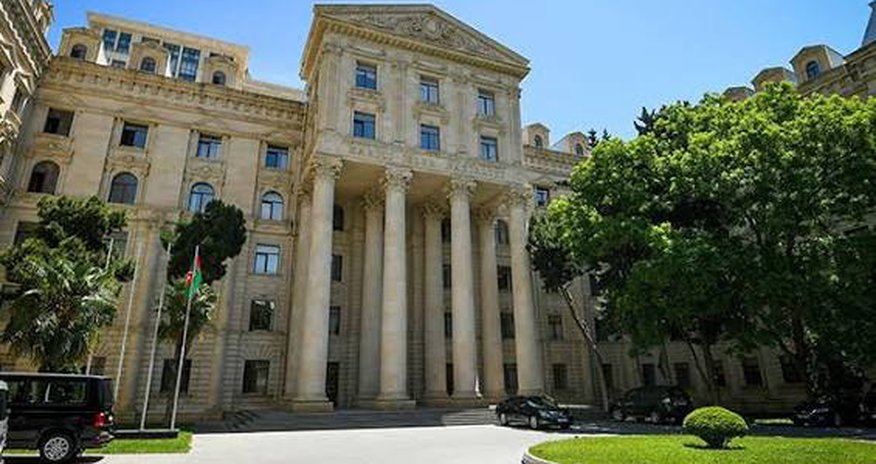 Qara dənizdə yük gəmisi dron hücumuna məruz qalıb, iki Azərbaycan vətəndaşı ölüb - XİN Qara dənizdə yük gəmisi dron hücumuna məruz qalıb, iki Azərbaycan vətəndaşı ölüb - XİN