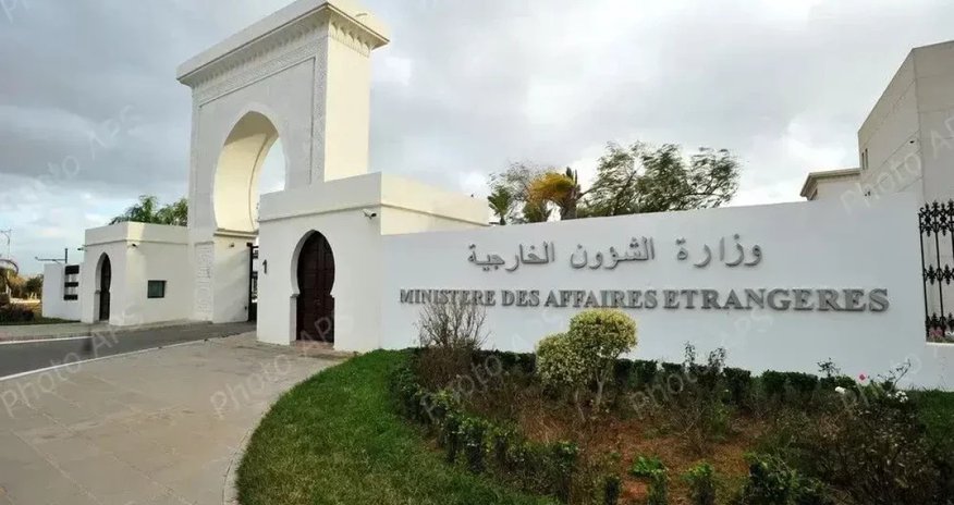 Əlcəzair BƏƏ ilə diplomatik əlaqələri kəsib Əlcəzair BƏƏ ilə diplomatik əlaqələri kəsib