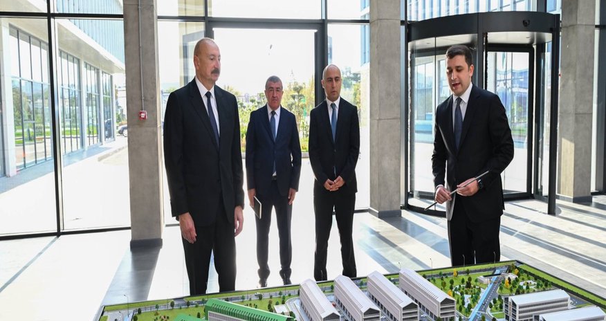 İlham Əliyev "SABAH.city" innovasiya şəhərciyinin birinci mərhələsinin açılışında iştirak edib İlham Əliyev "SABAH.city" innovasiya şəhərciyinin birinci mərhələsinin açılışında iştirak edib