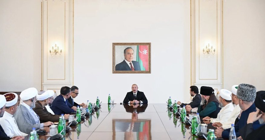 Əliyev: Türk və İslam dünyasının birliyi sülh və sabitlik üçün mühümdür Əliyev: Türk və İslam dünyasının birliyi sülh və sabitlik üçün mühümdür