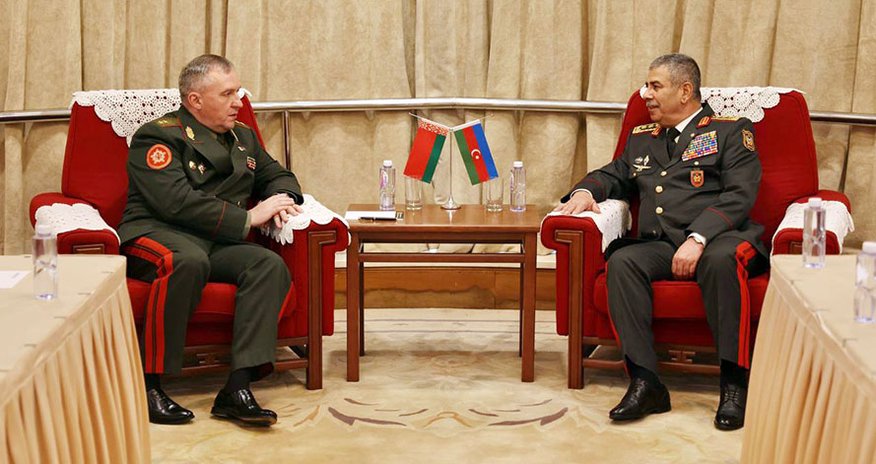 Azərbaycan və Belarus müdafiə nazirləri Pekində görüşüb Azərbaycan və Belarus müdafiə nazirləri Pekində görüşüb